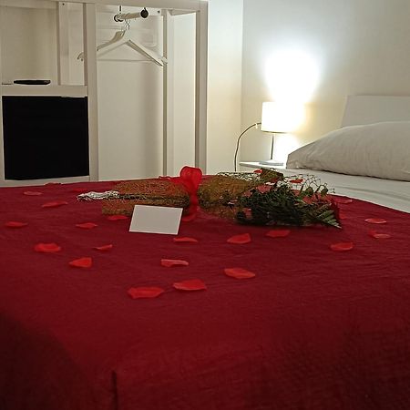 B&B Etna'S Tourist Aeroporto di Catania Fontana Rossa Esterno foto